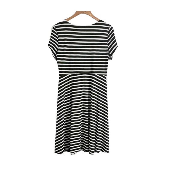 Torrid, black and white striped midi dress size 0 - Picture 2 of 4